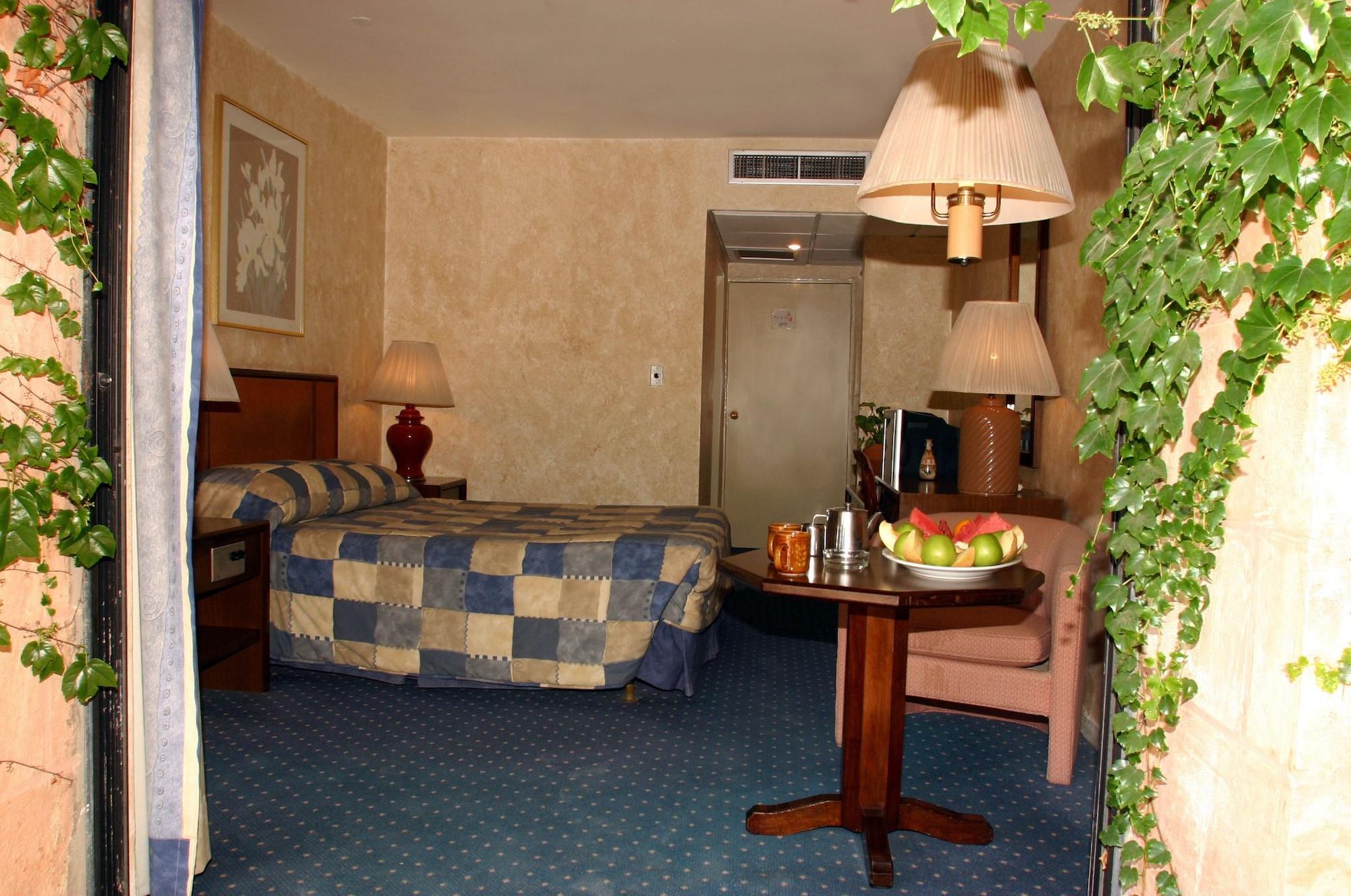 Petra Palace Hotel Wadi Musa Bagian luar foto