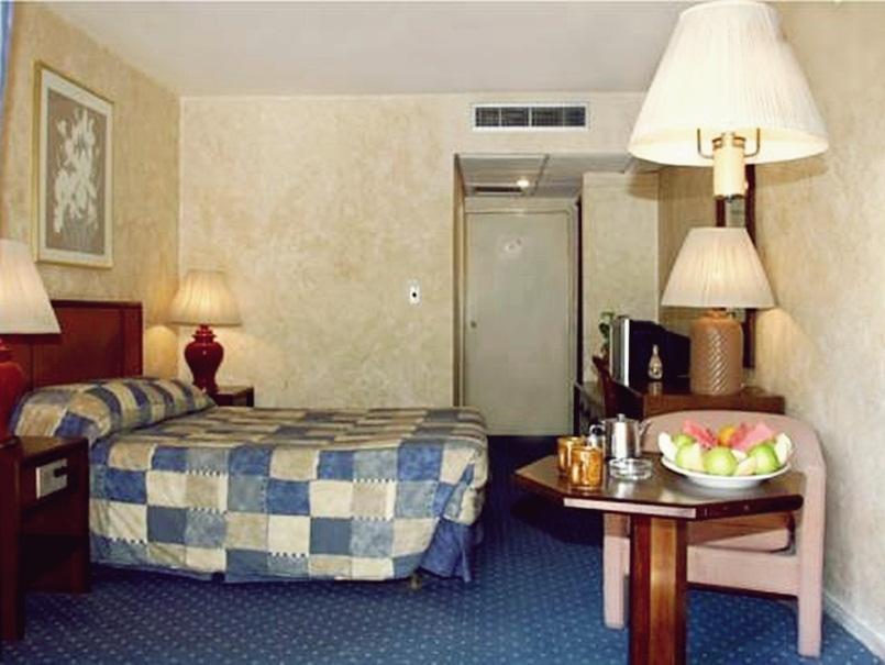 Petra Palace Hotel Wadi Musa Bagian luar foto